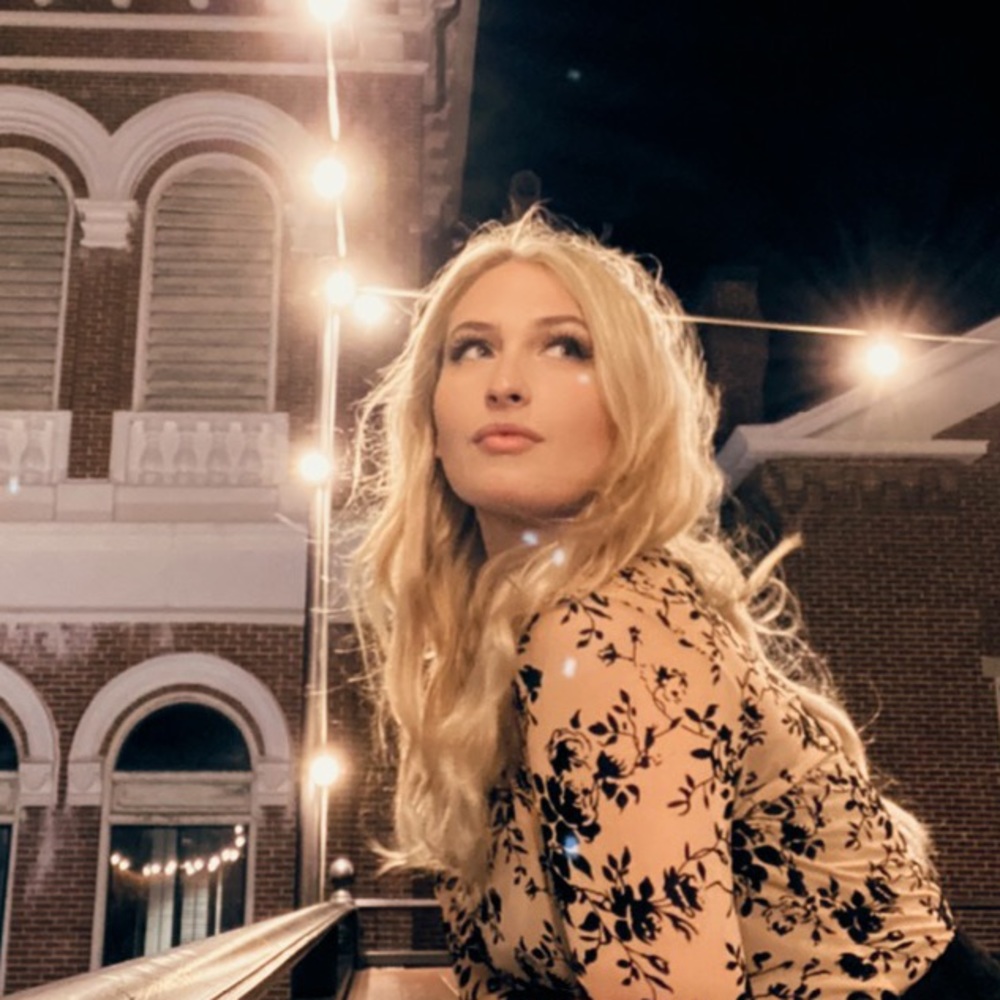 Meet your Posher, Posh